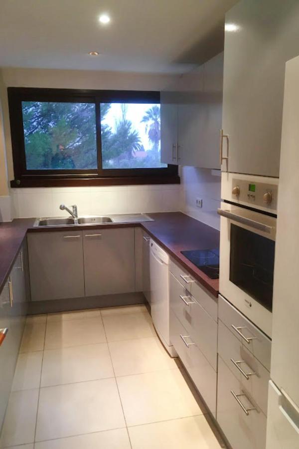 Appartement 3p 71 M2 Avec Parking Gratuit A *